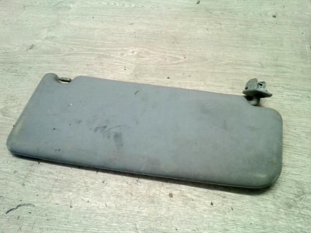 bontott AUDI A6 C5 Bal Napellenző