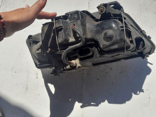 bontott AUDI A6 C5 Bal Xenon Fényszóró