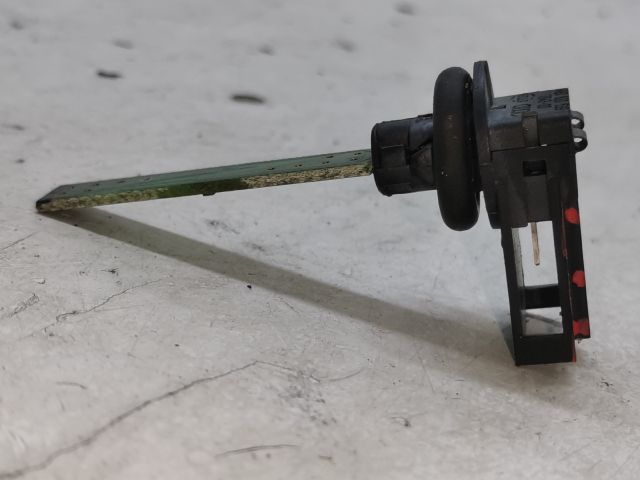 bontott AUDI A6 C5 Belső Hőmérséklet Érzékelő