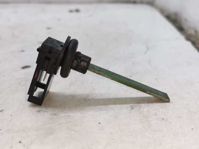 bontott AUDI A6 C5 Belső Hőmérséklet Érzékelő