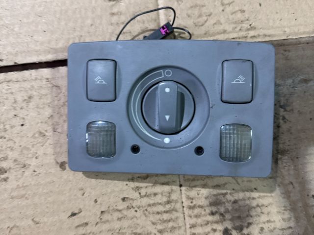 bontott AUDI A6 C5 Beltér Világítás Első