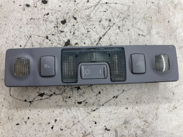 bontott AUDI A6 C5 Beltér Világítás Első