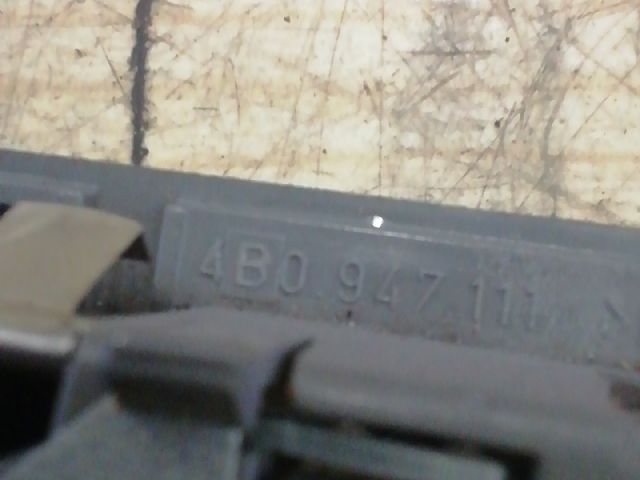 bontott AUDI A6 C5 Beltér Világítás Hátsó