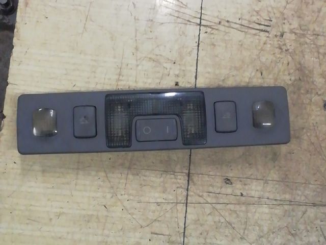 bontott AUDI A6 C5 Beltér Világítás Hátsó