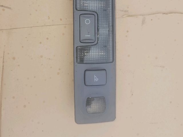 bontott AUDI A6 C5 Beltér Világítás Hátsó