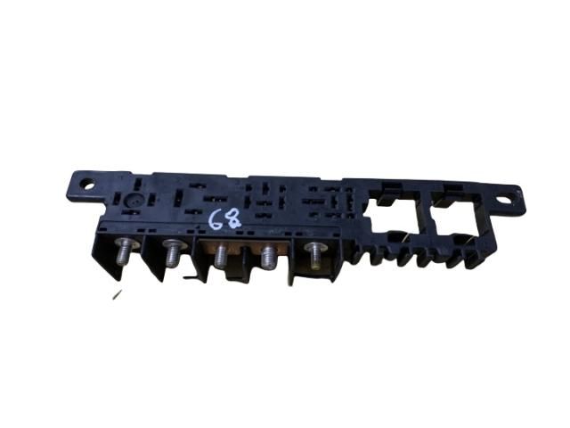 bontott AUDI A6 C5 Biztosítéktábla Doboz