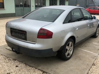 bontott AUDI A6 C5 CD / DVD Tár