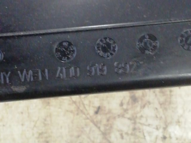 bontott AUDI A6 C5 CD / DVD Tár