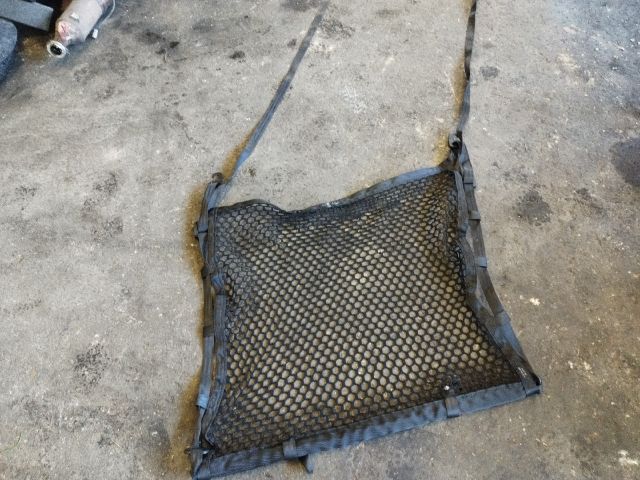 bontott AUDI A6 C5 Csomagtér Háló