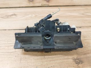 bontott AUDI A6 C5 Csomagtér Nyitó Kar / Gomb