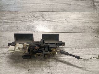 bontott AUDI A6 C5 Csomagtér Nyitó Kar / Gomb