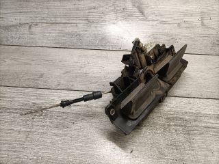 bontott AUDI A6 C5 Csomagtér Nyitó Kar / Gomb