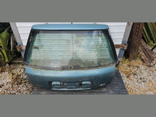 bontott AUDI A6 C5 Csomagtérajtó (Üres lemez)