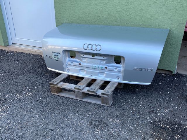 bontott AUDI A6 C5 Csomagtérajtó (Üres lemez)