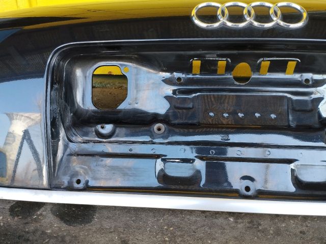 bontott AUDI A6 C5 Csomagtérajtó (Üres lemez)