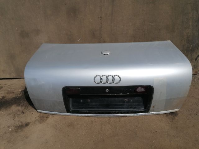 bontott AUDI A6 C5 Csomagtérajtó (Üres lemez)