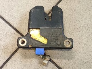 bontott AUDI A6 C5 Csomagtérajtó Zárszerkezet