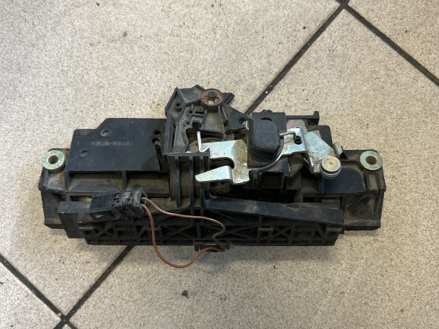 bontott AUDI A6 C5 Csomagtérajtó Zárszerkezet