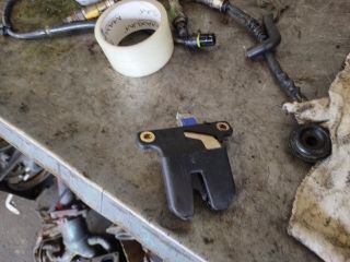 bontott AUDI A6 C5 Csomagtérajtó Zárszerkezet