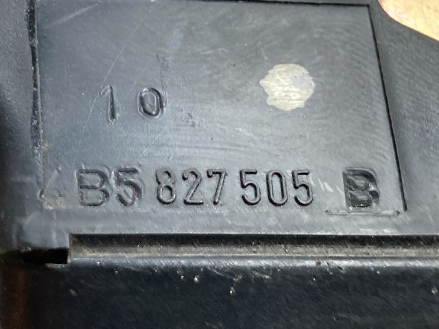 bontott AUDI A6 C5 Csomagtérajtó Zárszerkezet