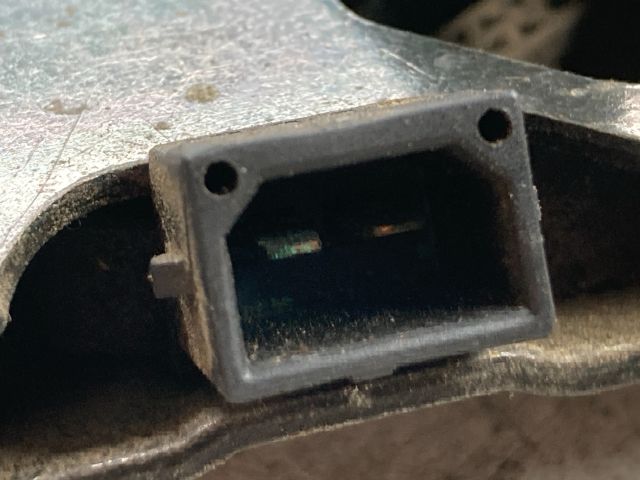 bontott AUDI A6 C5 Csomagtérajtó Zárszerkezet