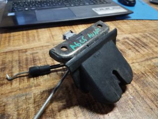 bontott AUDI A6 C5 Csomagtérajtó Zárszerkezet