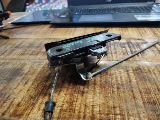 bontott AUDI A6 C5 Csomagtérajtó Zárszerkezet