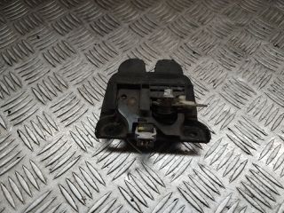 bontott AUDI A6 C5 Csomagtérajtó Zárszerkezet