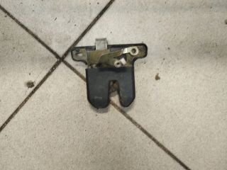 bontott AUDI A6 C5 Csomagtérajtó Zárszerkezet