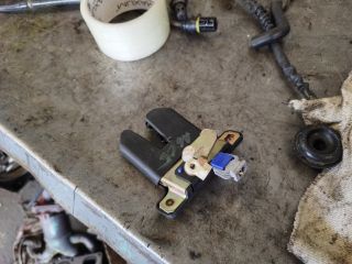 bontott AUDI A6 C5 Csomagtérajtó Zárszerkezet