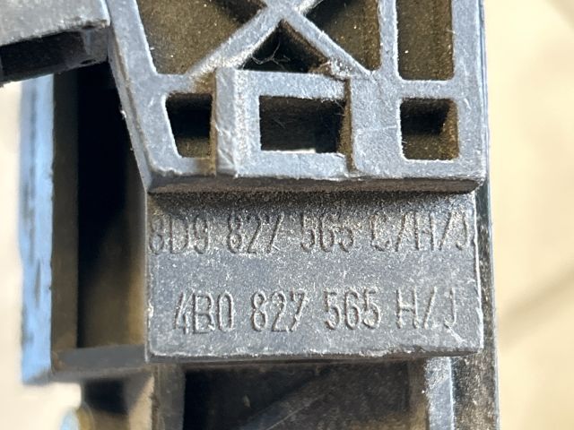 bontott AUDI A6 C5 Csomagtérajtó Zárszerkezet