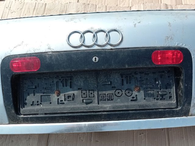 bontott AUDI A6 C5 Csomagtérajtó Zárszerkezet