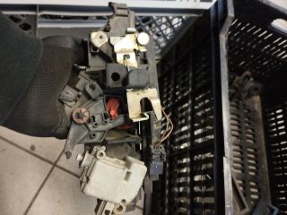 bontott AUDI A6 C5 Csomagtérajtó Zárszerkezet