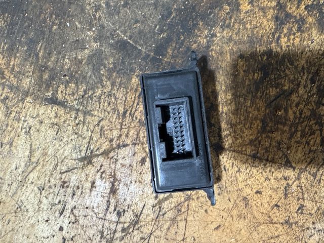 bontott AUDI A6 C5 Elektronika (Magában)