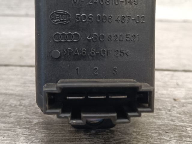 bontott AUDI A6 C5 Előtét Ellenállás Fűtőmotor