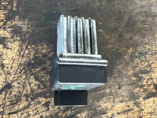 bontott AUDI A6 C5 Előtét Ellenállás Fűtőmotor