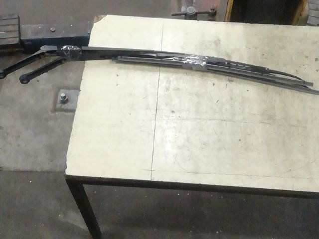 bontott AUDI A6 C5 Első Ablaktörlő Kar