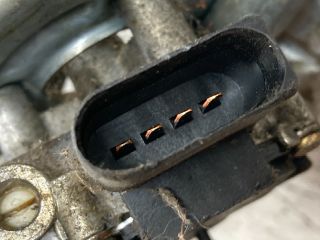 bontott AUDI A6 C5 Első Ablaktörlő Szerkezet Motorral