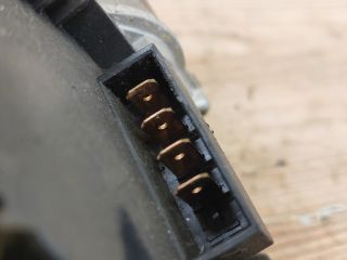 bontott AUDI A6 C5 Első Ablaktörlő Szerkezet Motorral