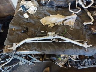 bontott AUDI A6 C5 Első Ablaktörlő Szerkezet Motorral