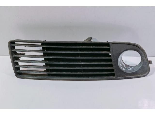 bontott AUDI A6 C5 Első Lökhárító Jobb Díszrács