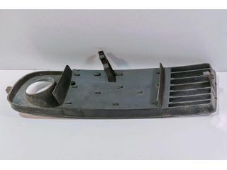 bontott AUDI A6 C5 Első Lökhárító Jobb Díszrács