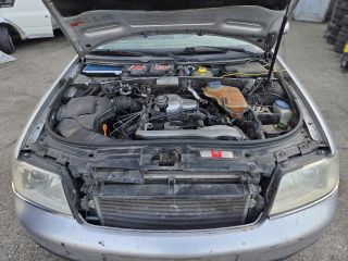 bontott AUDI A6 C5 Első Lökhárító (Részeivel)