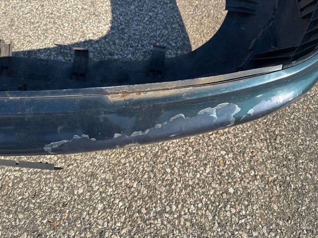 bontott AUDI A6 C5 Első Lökhárító (Részeivel)