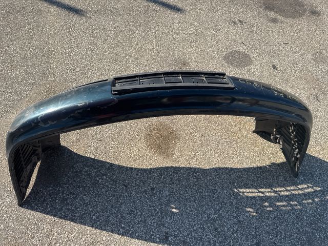 bontott AUDI A6 C5 Első Lökhárító (Részeivel)