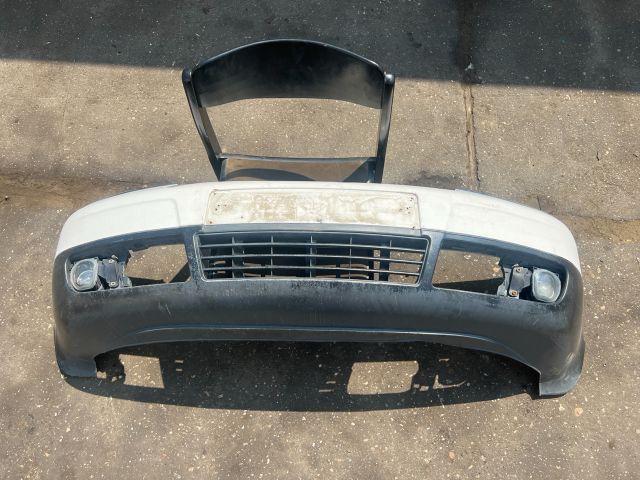bontott AUDI A6 C5 Első Lökhárító (Üresen)