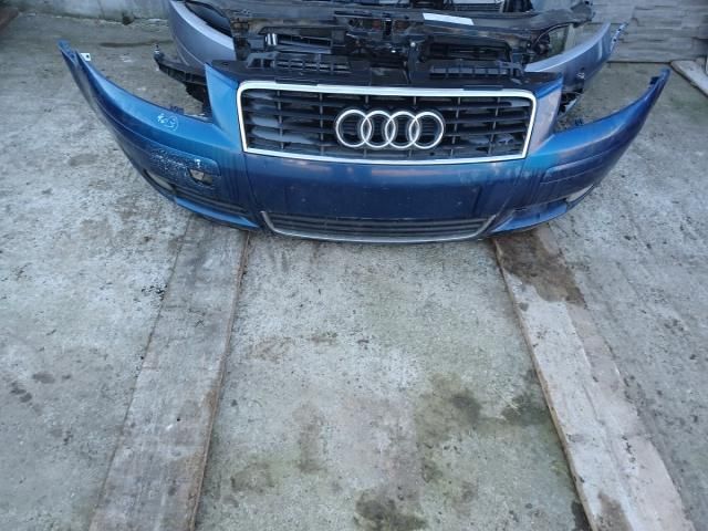 bontott AUDI A6 C5 Első Lökhárító (Üresen)