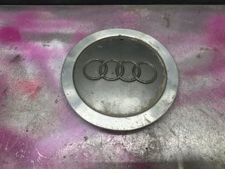 bontott AUDI A6 C5 Felniközép (1 db)