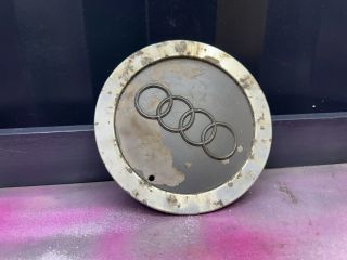 bontott AUDI A6 C5 Felniközép (1 db)