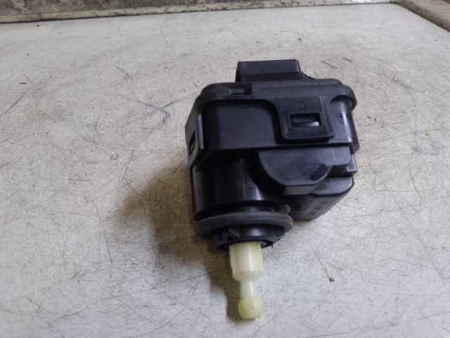 bontott AUDI A6 C5 Fényszórómagasság Állító Motor Bal